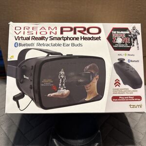 Tzumi 4872WM Dream Vision Pro Mobile VR Headset W/ Retractable Ear Buds – NEW